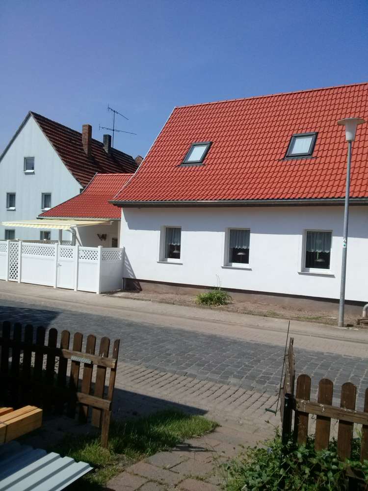 Ferienhaus Dorfstr.1 ca.400 m vom Grdst.Dorfstr.29 entfernt. Ferienhaus Dorfstr.1 ca.400 m vom Grdst.Dorfstr.29 entfernt.