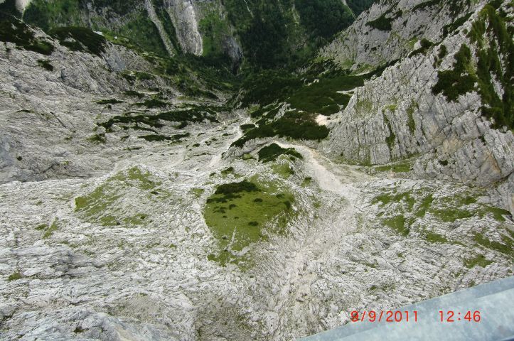 Blick vom Alp X ins Höllenbachtal