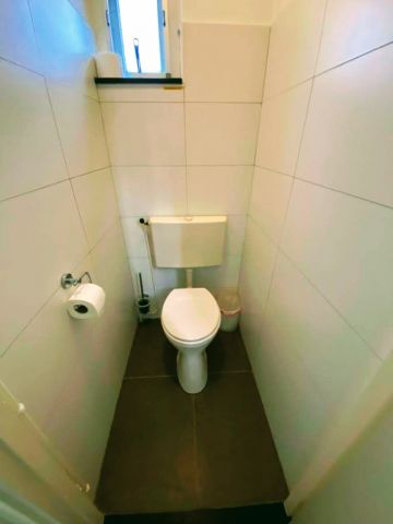 Toilette, renoviert