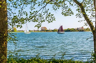 Segelschiff auf der Schlei
